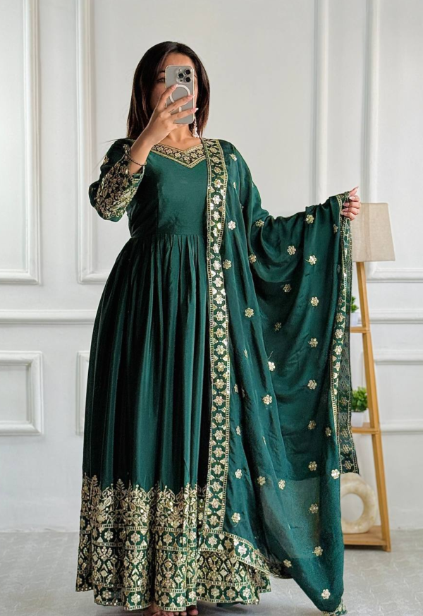 Green Anarkali Suit – Traditional Ethnic Wear with Flowing Design and Elegant Detailing" Let me know if you'd like any changes! 😊